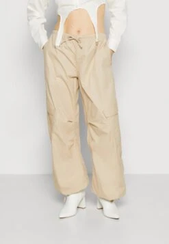 Gina Tricot Parachute Trousers - Cargobroek - Beige