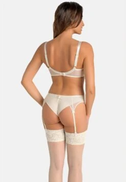 Garter Belt - Jarretels - Ecru -Damesmode 56a12f46684c4c9ab207c2adcc1c8eaa