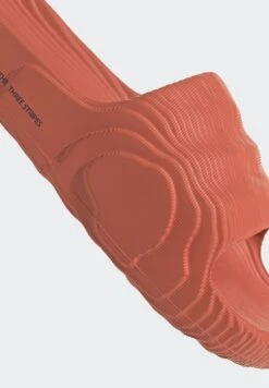 Adidas Originals Adilette 22 Unisex - Badslippers - Preloved Red/Preloved Red/Core Black 10 Adidas Originals Adilette 22 Unisex - Badslippers - Preloved Red/Preloved Red/Core Black -Damesmode 7724813f432147d4a9543d6f7e10b629