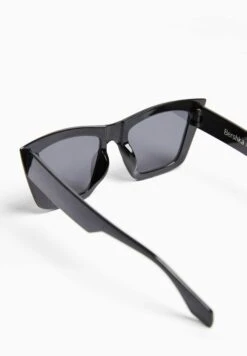 BERSHKA Zonnebril - Black -Damesmode 7c5982cfa501413385cfb71f48bd8d1c