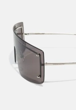 Alexander McQueen Unisex - Zonnebril - Silver/Grey -Damesmode 8c9b13f28e924ae9926c7066cde61e8b
