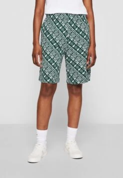 Lacoste X Netflix - Shorts - Green/White -Damesmode 9b4c14613e184a9f8c80f5bd3e358d02