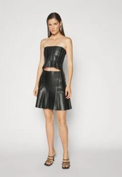 Norma Kamali Grace - Top - Black -Damesmode a2dabe7a45af4e9787a2825d7cd5b810