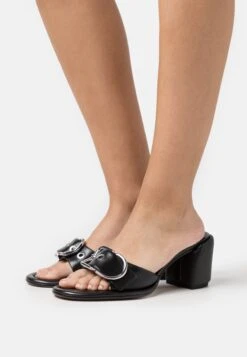 3.1 Phillip Lim Mule With Buckle - Muiltjes Met Hak - Black