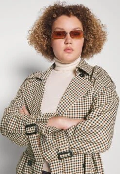 ONLY CARMAKOMA Carchloe- Trenchcoat - Rubber -Damesmode eaed9b42cc9a4c649a114a40304f3415