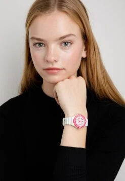 Casio Horloge - Pink