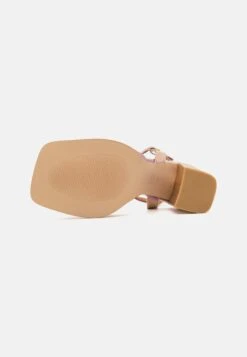 ANGEL ALARCON Sandalen Met Hoge Hak - Rosa -Damesmode f978890498d949eeb0fab0c4400dd126